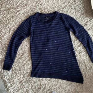 AB Studio light weight 2 tone dark blue sweater. Size medium